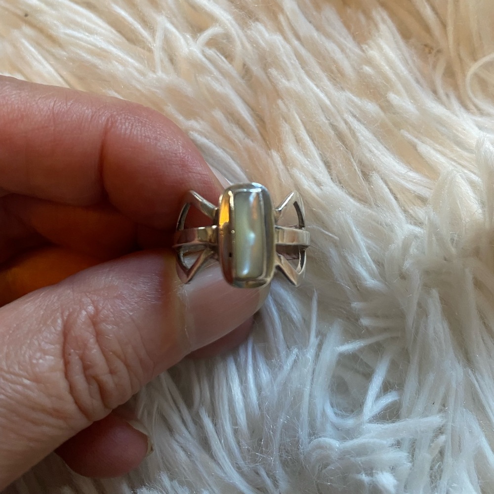 Beautiful silver ring with moonstone